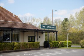 The Farmhouse & Innlodge