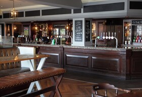 The Farmhouse & Innlodge