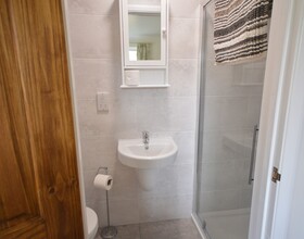 Queen Bower Farm Lodge