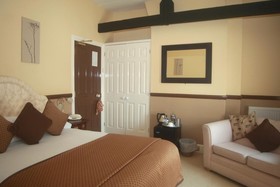La Fleur de Lys - Restaurant with rooms