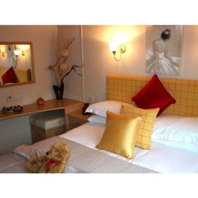 Shaftesbury Luxury Lodges