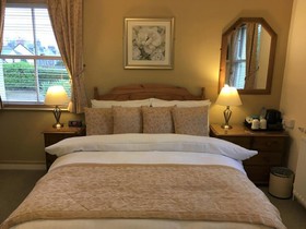 Watermead Guest House