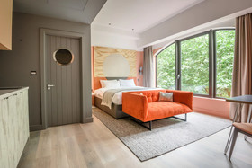 Room2 Southampton