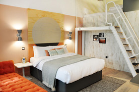 Room2 Southampton