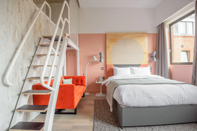 Room2 Southampton