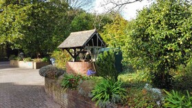 Royal Swan Ashley Manor