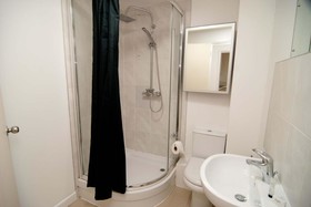 Southampton Serviced Apartment