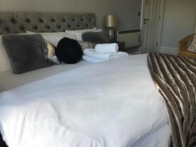 The Blue Keys Hotel