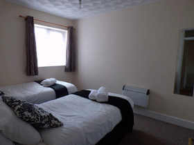Thornbury Apartments