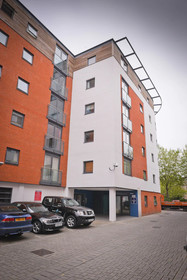 Town or Country - Endeavour Apartments