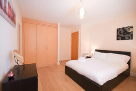 Town or Country - Endeavour Apartments