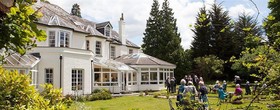 Woodlands Lodge Hotel