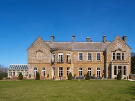 Wyck Hill House Hotel & Spa