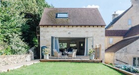 Cotswold Lodge