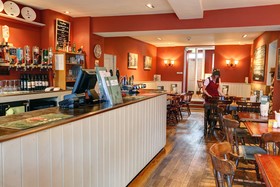 George Hotel