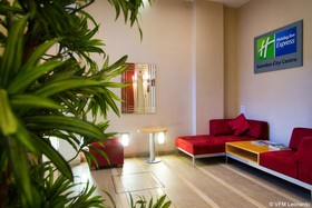 Holiday Inn Express Swindon City Centre
