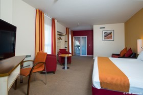 Holiday Inn Express Swindon City Centre