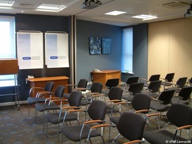 Holiday Inn Express Swindon City Centre