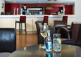 Holiday Inn Express Swindon - West M4, Jct 16