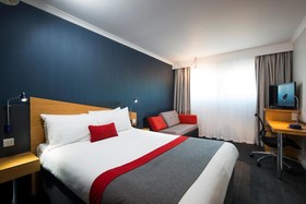 Holiday Inn Express Swindon - West M4, Jct 16
