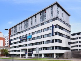 Travelodge Swindon Central