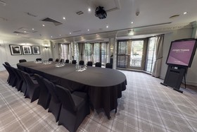 Village Hotel Swindon
