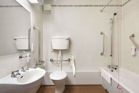Days Inn by Wyndham Taunton