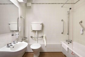 Days Inn by Wyndham Taunton