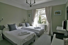 Ferndale - Lodge