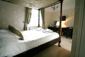 Ferndale - Lodge