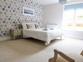 Little Grosvenor