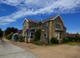 Queensbury Lodge
