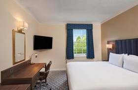 Avisford Park Hotel