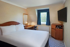 Avisford Park Hotel