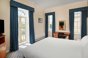 Avisford Park Hotel