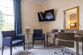 Avisford Park Hotel