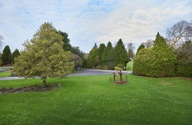 Avisford Park Hotel