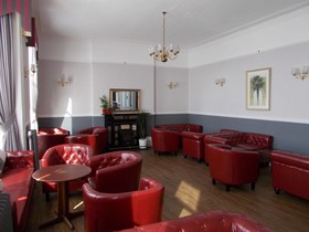 Daunceys Hotel