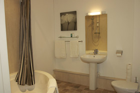 Elme Halll Hotel
