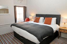 Royal Hotel
