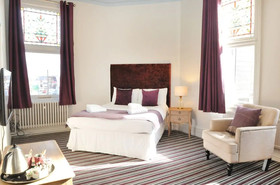 Royal Hotel