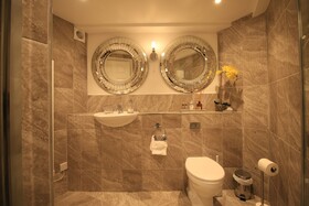 Streamside Apartments