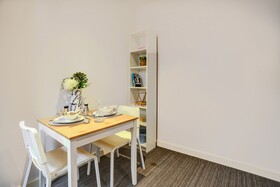 Kingston Luxe Suites Riverside Apartment Belvilla