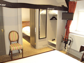 The George Inn