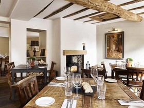 The Masons Arms