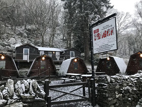 Bryn Dinas Camping Pods