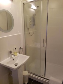 Ty Helyg Guest House