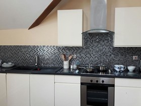 Ashgrove Court Penthouse's by Cardiff Holiday Homes