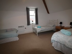 Ashgrove Court Penthouse's by Cardiff Holiday Homes