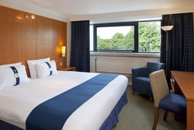 Holiday Inn Cardiff City Centre